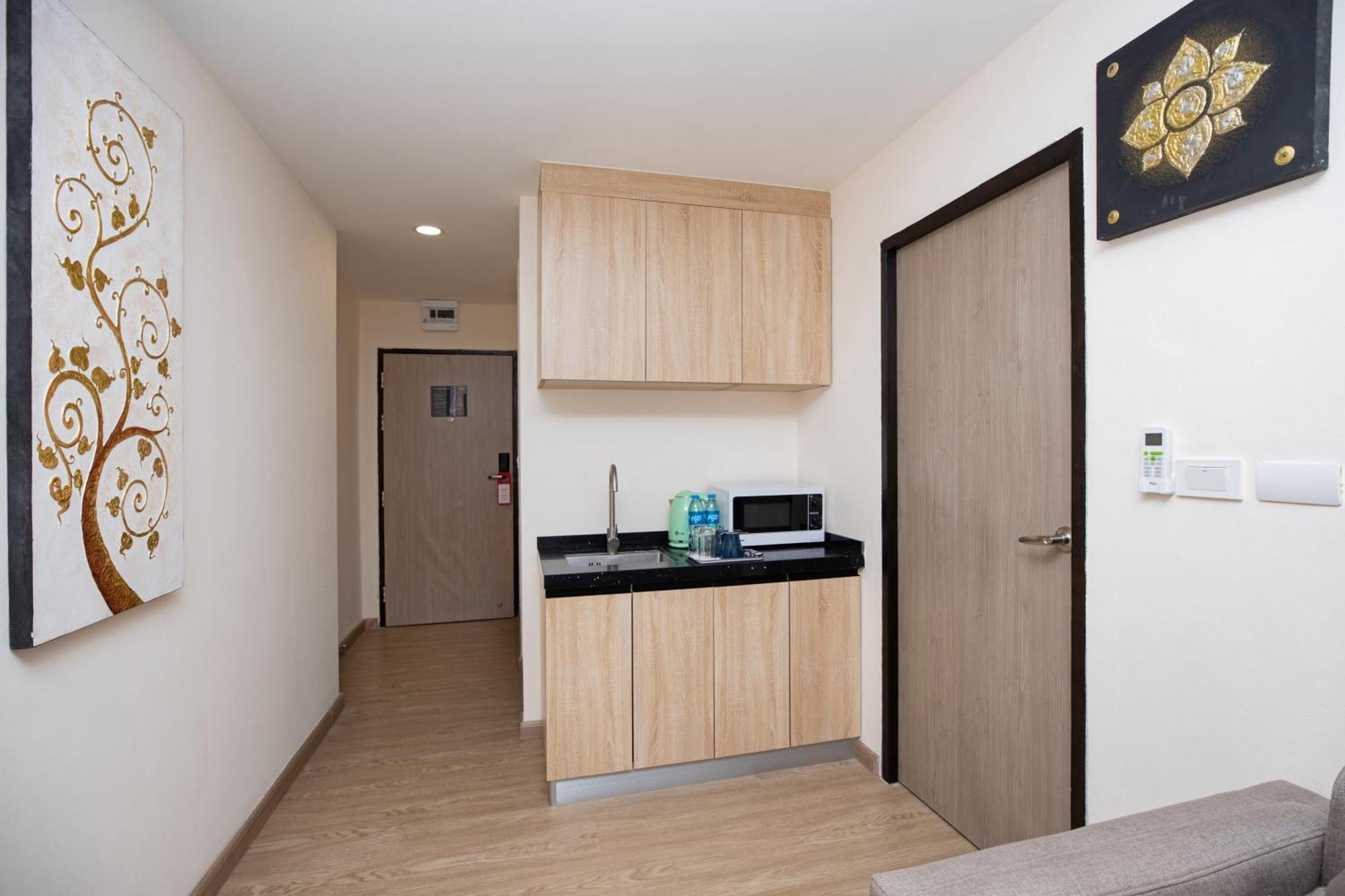 Icheck Inn Darisa Patong Экстерьер фото